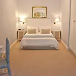 Willowbrook Country House